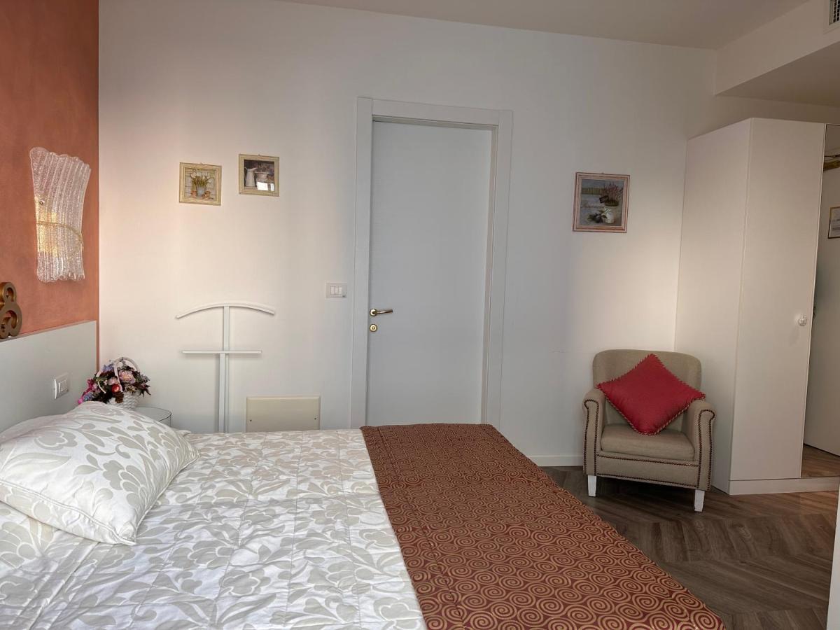 Hotel Albatros リド・ディ・イエゾロ エクステリア 写真
